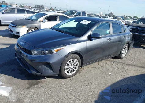 2022 Kia Forte Fe из США, поврежденный, VIN 3KPF24AD5NE426021